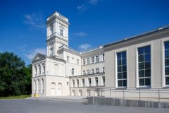 Palac-Miloslaw_01